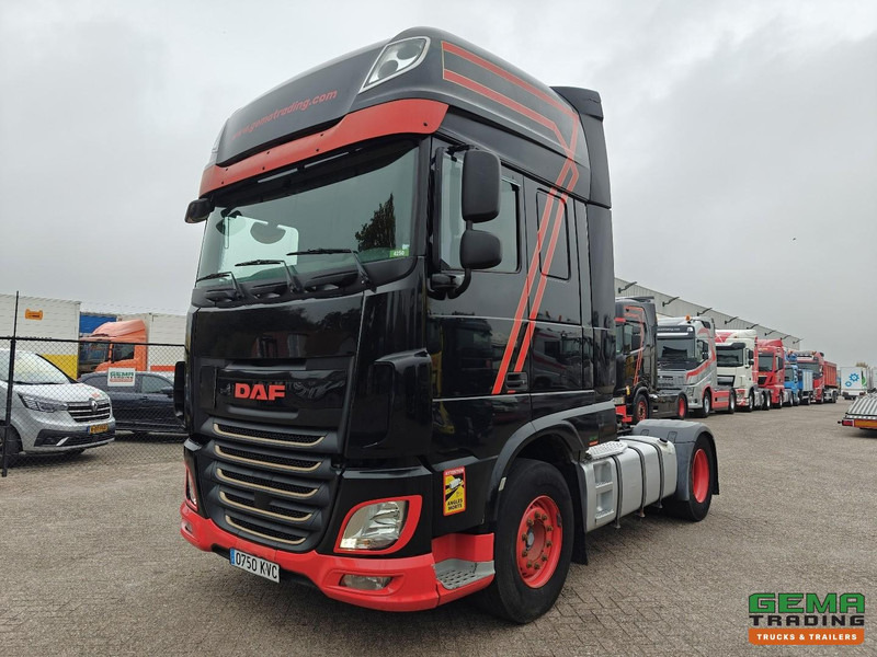 DAF FT XF460 4x2 Superspacecab Euro6A - Retarder - Dubbele Tanks - StandAirco - SMARTTacho V2 - Tractor unit: picture 1 DAF FT XF460 4x2 Superspacecab Euro6A - Retarder - Dubbele Tanks - StandAirco - SMARTTacho V2 - Tractor unit: picture 1
