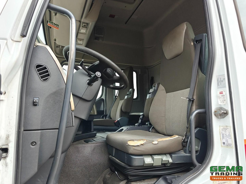 Renault Premium 430 4x2 Dagcab Euro5 - 216.000KM -  4 Zitplaatsen - Rij school - Reserve Wiel - Tractor unit: picture 5 Renault Premium 430 4x2 Dagcab Euro5 - 216.000KM -  4 Zitplaatsen - Rij school - Reserve Wiel - Tractor unit: picture 5