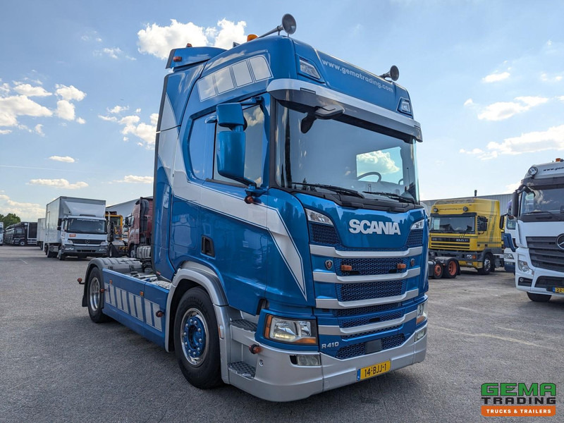 Scania R410 4x2 Highline Euro6C - PTO - Hydrauliek - Dubbele Tanks - Luchthoorns - 03/2026APK - Tractor unit: picture 2 Scania R410 4x2 Highline Euro6C - PTO - Hydrauliek - Dubbele Tanks - Luchthoorns - 03/2026APK - Tractor unit: picture 2
