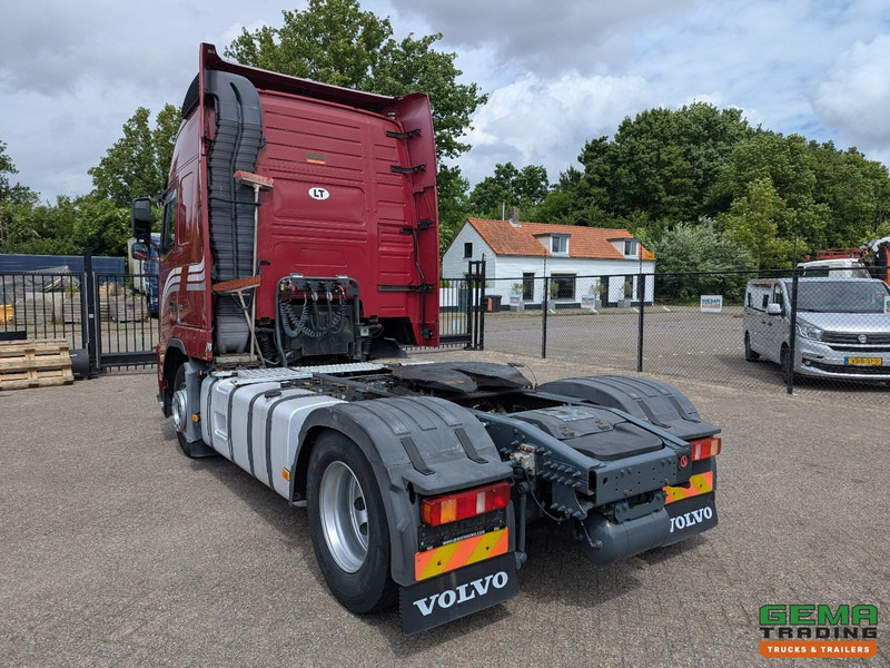Volvo FH460 4x2 Globetrotter XL Euro5 - Handgeschakeld - Dubbele tanks - 8 units in stock! - Tractor unit: picture 4 Volvo FH460 4x2 Globetrotter XL Euro5 - Handgeschakeld - Dubbele tanks - 8 units in stock! - Tractor unit: picture 4