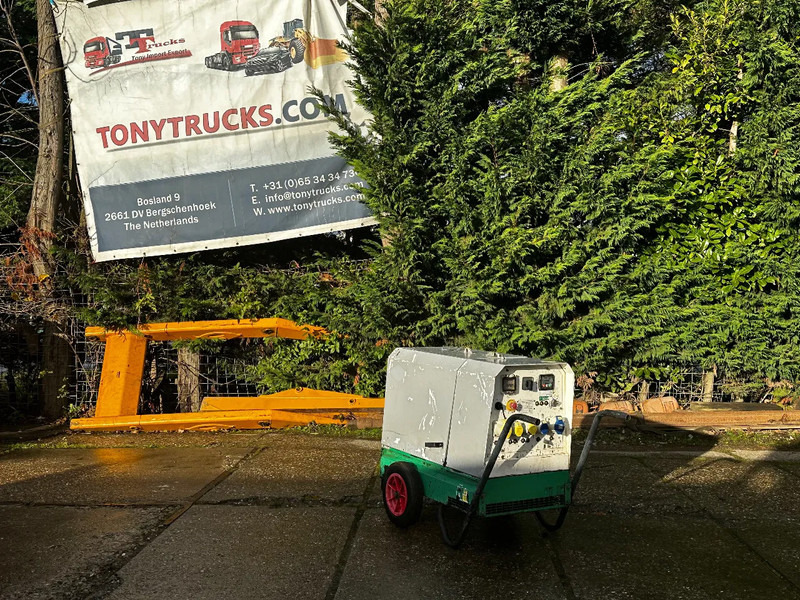 Harrington HRD060D 6 KVA GENERATOR 110V+230V - Generator set: picture 1 Harrington HRD060D 6 KVA GENERATOR 110V+230V - Generator set: picture 1