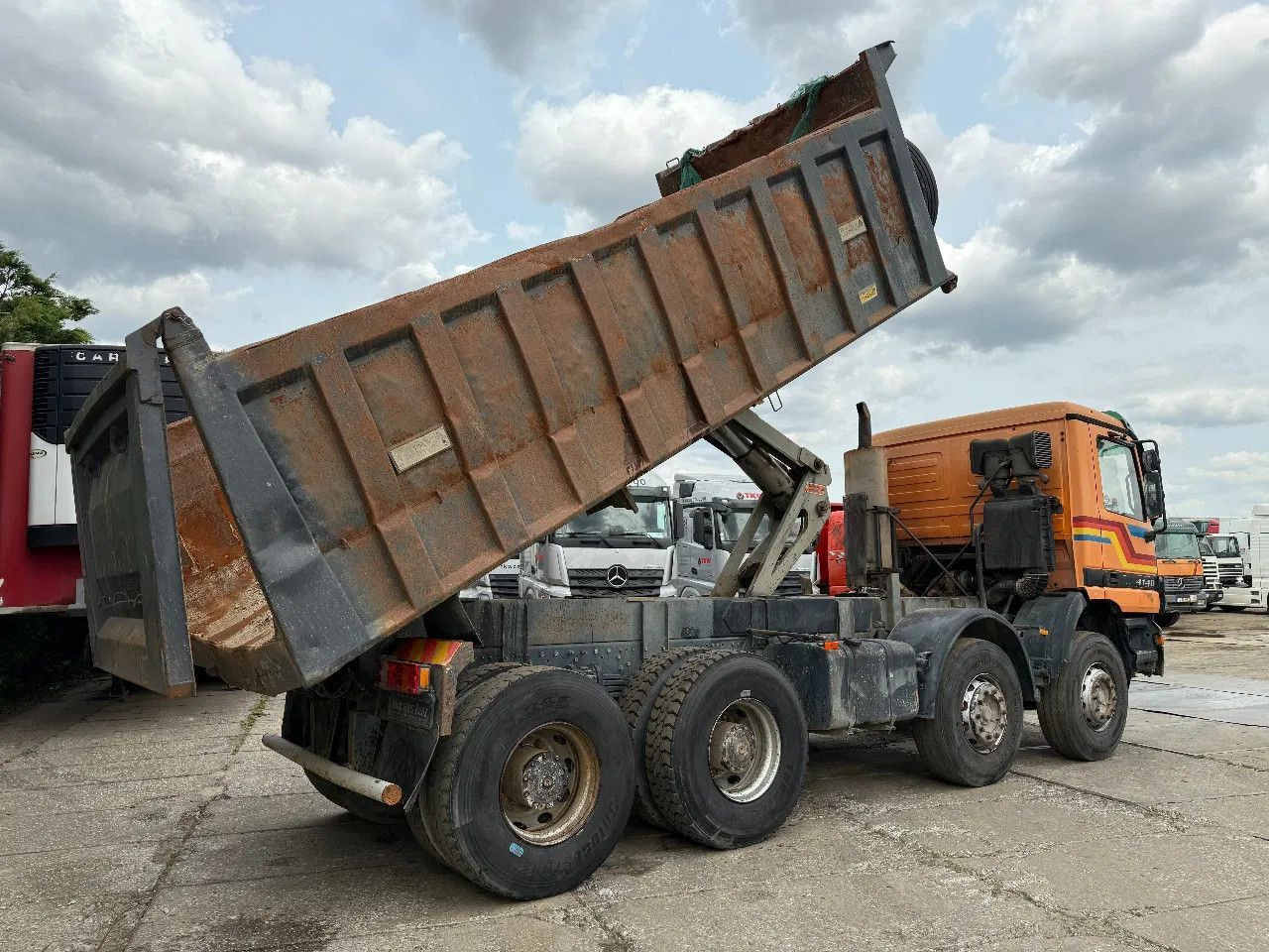 Mercedes-Benz Actros 4140 V6 8X4 Tipper Spring/Spring Manual G - Tipper: picture 4 Mercedes-Benz Actros 4140 V6 8X4 Tipper Spring/Spring Manual G - Tipper: picture 4