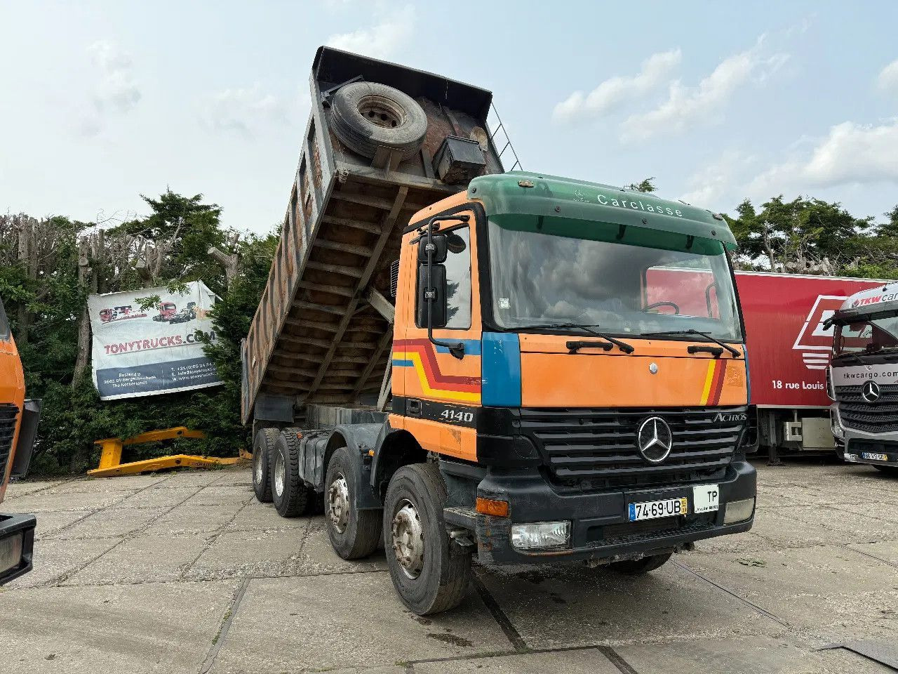 Mercedes-Benz Actros 4140 V6 8X4 Tipper Spring/Spring Manual G - Tipper: picture 1 Mercedes-Benz Actros 4140 V6 8X4 Tipper Spring/Spring Manual G - Tipper: picture 1