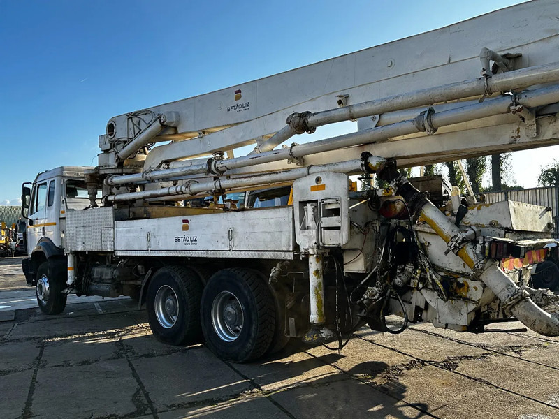 Mercedes-Benz SK 2631 6X4 LSB 36M BETONPOMP 370 BAR - Concrete pump truck: picture 3 Mercedes-Benz SK 2631 6X4 LSB 36M BETONPOMP 370 BAR - Concrete pump truck: picture 3