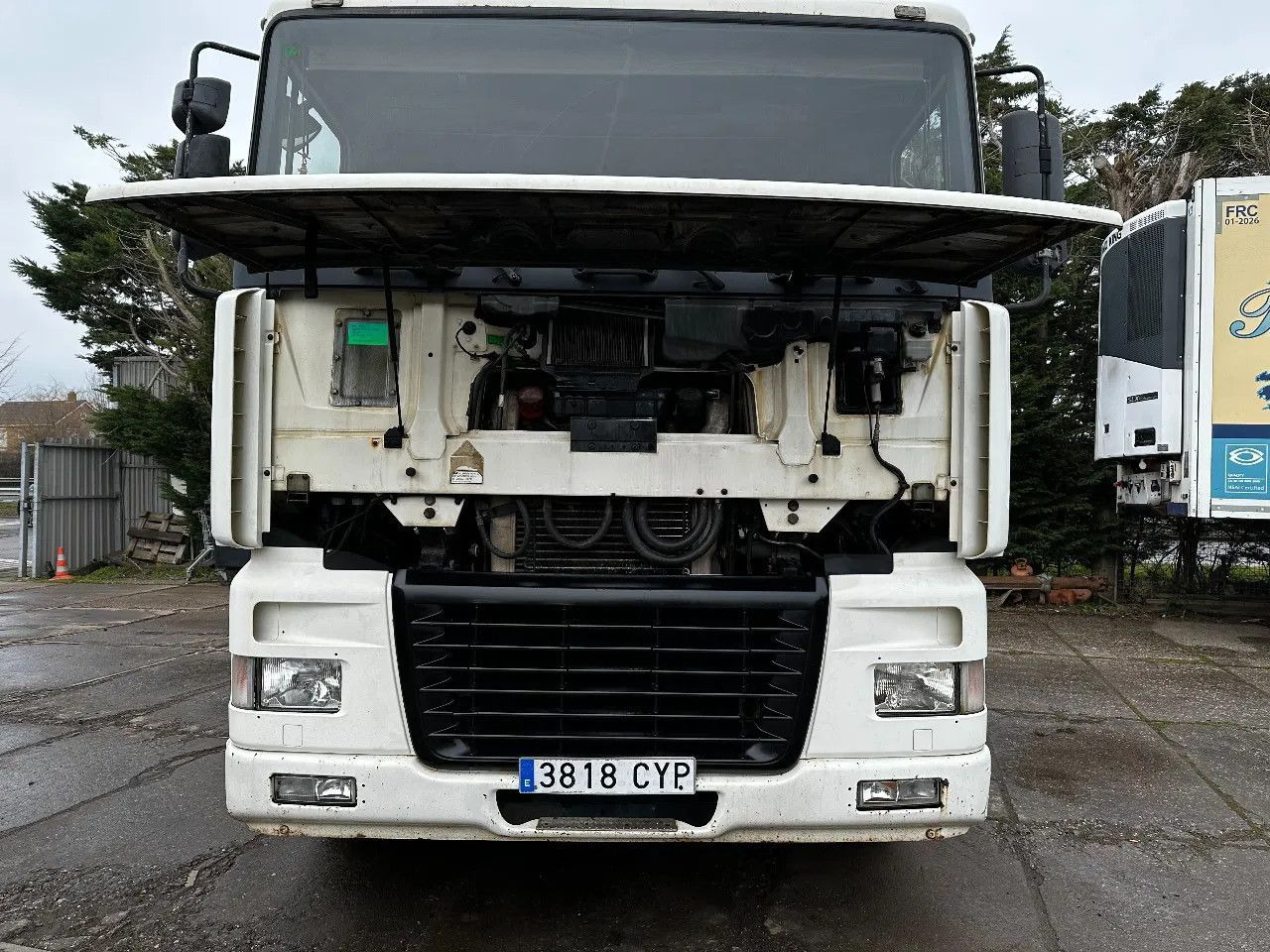 DAF XF 95.380 4X2 Tractor-unit Spring/Air ZF Manual DAF XF 95.380 4X2 Tractor-unit Spring/Air ZF Manual - Tractor unit: picture 5 DAF XF 95.380 4X2 Tractor-unit Spring/Air ZF Manual DAF XF 95.380 4X2 Tractor-unit Spring/Air ZF Manual - Tractor unit: picture 5