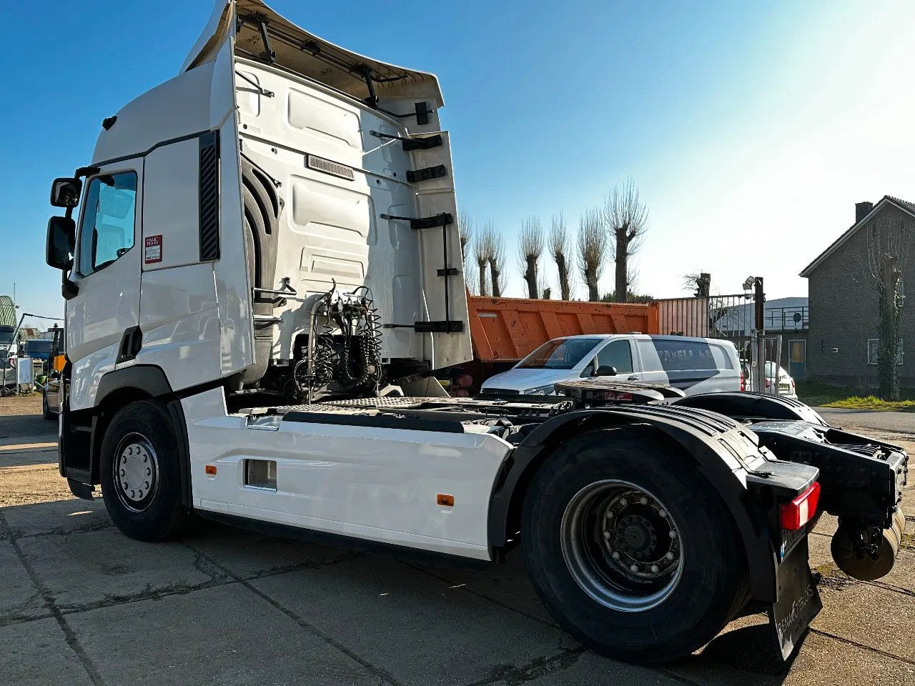 Renault T460 4X2 Tractor-unit Spring/Air PROD2019 Retard - Tractor unit: picture 3 Renault T460 4X2 Tractor-unit Spring/Air PROD2019 Retard - Tractor unit: picture 3