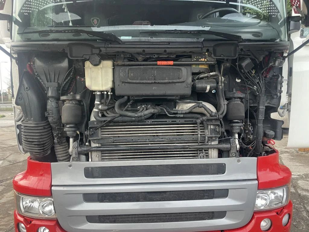 Tractor unit Scania R560 V8 4X2 Tractor-unit Retarder Euro5 Scania R560 V8 4X2 Tractor-unit Retarder Euro5: picture 6