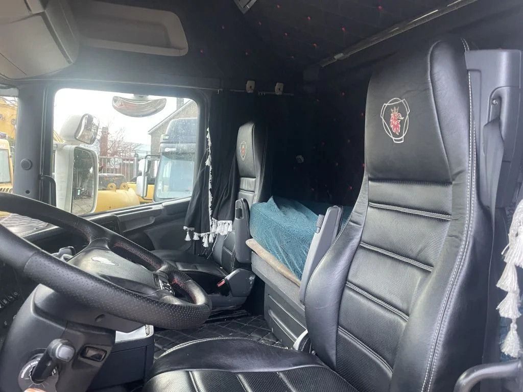 Tractor unit Scania R560 V8 4X2 Tractor-unit Retarder Euro5 Scania R560 V8 4X2 Tractor-unit Retarder Euro5: picture 10