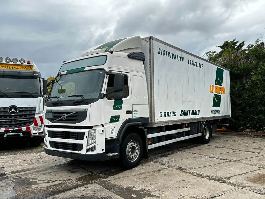 Volvo FM 330 4X2 BOX Spring/Air EURO5 Double Airco Ret - Box truck: picture 2 Volvo FM 330 4X2 BOX Spring/Air EURO5 Double Airco Ret - Box truck: picture 2