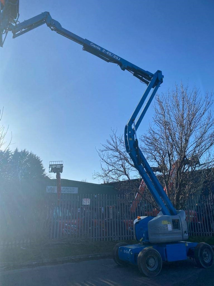 Genie Z 45/25 J BI - Articulated boom: picture 5 Genie Z 45/25 J BI - Articulated boom: picture 5