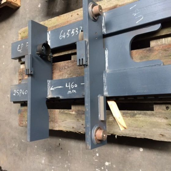 Fork Carriage /ZT3A1.260/4R for Caterpillar - Attachment for Material handling equipment: picture 1 Fork Carriage /ZT3A1.260/4R for Caterpillar - Attachment for Material handling equipment: picture 1