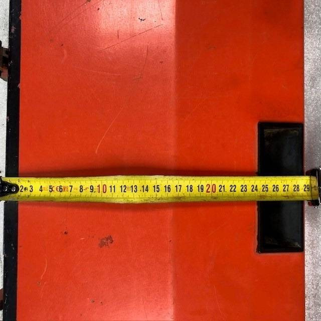 Battery cover for BT / Toyota - Body and exterior for Material handling equipment: picture 3 Battery cover for BT / Toyota - Body and exterior for Material handling equipment: picture 3
