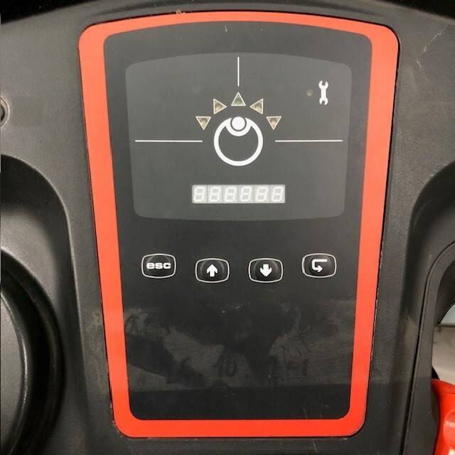 Dashboard for Linde / Still - Dashboard for Material handling equipment: picture 2 Dashboard for Linde / Still - Dashboard for Material handling equipment: picture 2