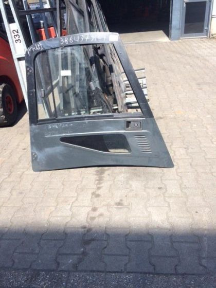 Door right for Linde series 386. - Door and parts for Material handling equipment: picture 2 Door right for Linde series 386. - Door and parts for Material handling equipment: picture 2