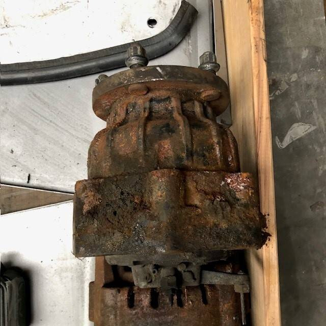 Drive Motor with Gear box Left for Nissan - Engine and parts for Material handling equipment: picture 4 Drive Motor with Gear box Left for Nissan - Engine and parts for Material handling equipment: picture 4
