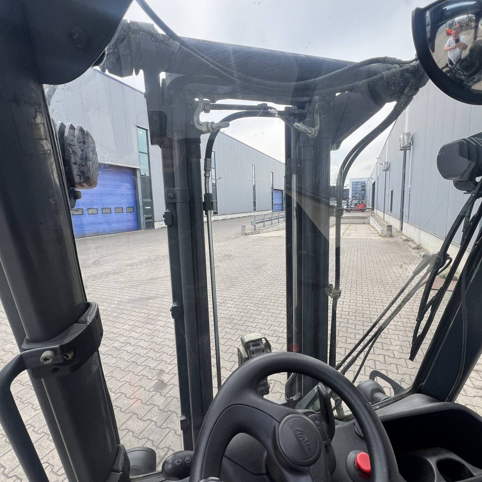 Electric forklift Linde E16PH (386-02) EVO: picture 8 Electric forklift Linde E16PH (386-02) EVO: picture 8