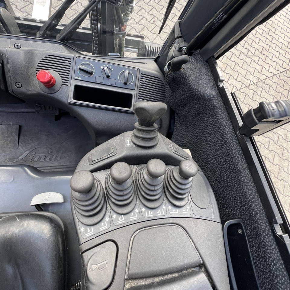 Linde E20PL (386-02) EVO - Electric forklift: picture 4 Linde E20PL (386-02) EVO - Electric forklift: picture 4