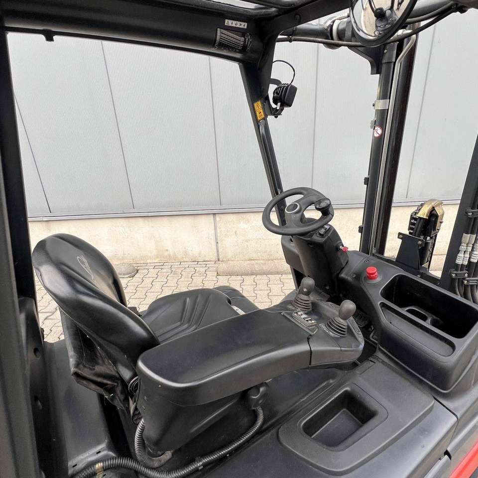 Linde E25 (387) - Electric forklift: picture 4 Linde E25 (387) - Electric forklift: picture 4