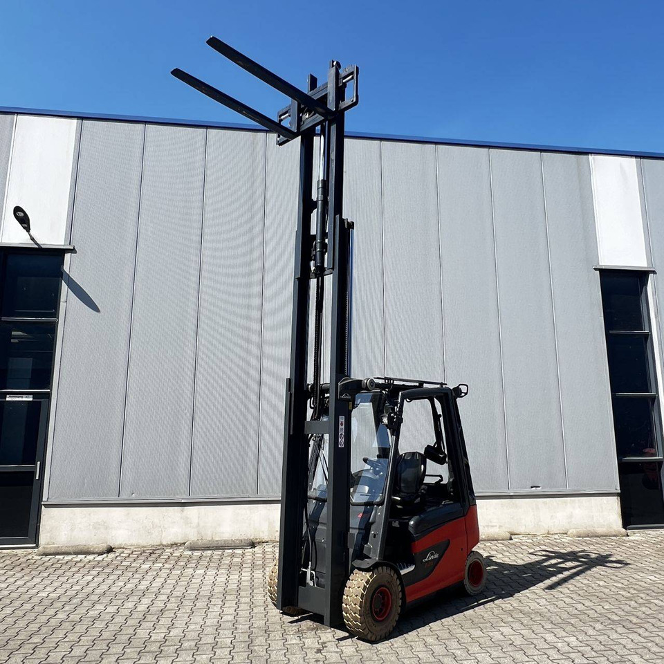 Linde E25 (387) leasing Linde E25 (387): picture 14 Linde E25 (387) leasing Linde E25 (387): picture 14