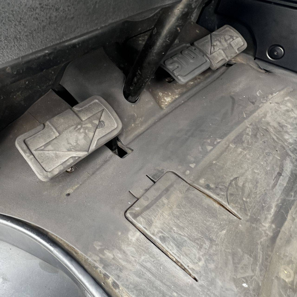 Linde E25L (387) leasing Linde E25L (387): picture 6 Linde E25L (387) leasing Linde E25L (387): picture 6