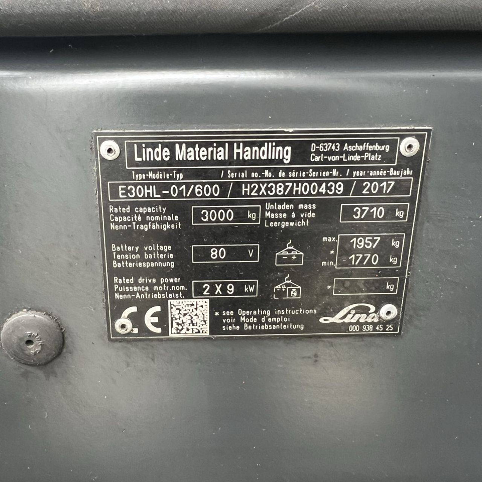 Electric forklift Linde E30/600 HL (387): picture 19 Electric forklift Linde E30/600 HL (387): picture 19