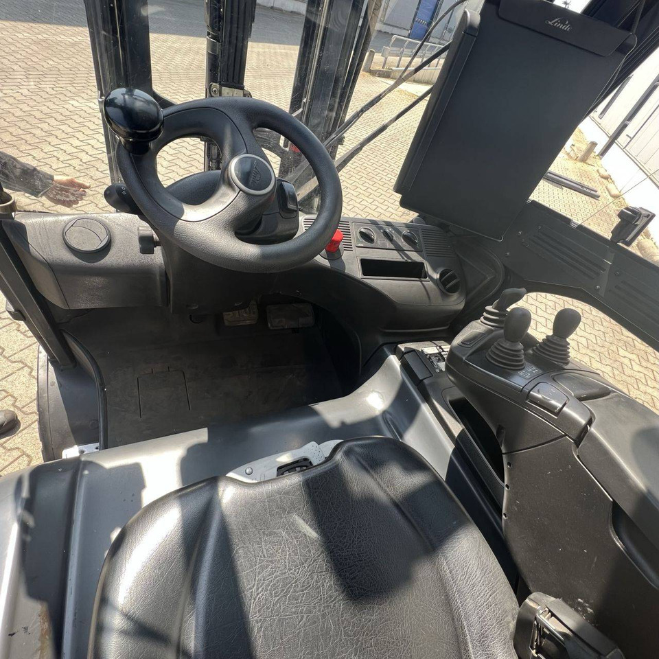 Electric forklift Linde E30/600 HL (387): picture 6