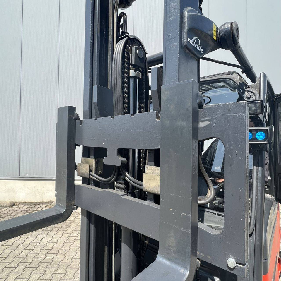 Electric forklift Linde E30/600 HL (387): picture 14