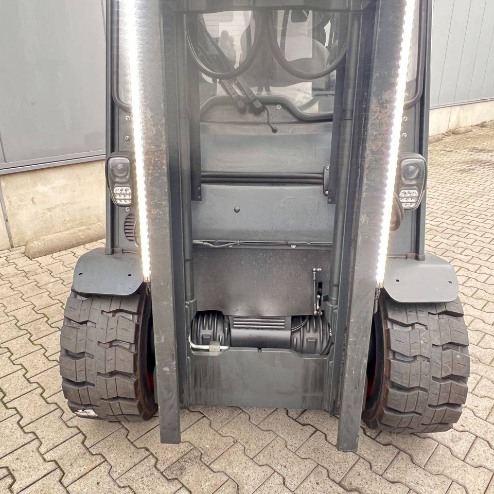 Electric forklift Linde E35/600H (388): picture 18 Electric forklift Linde E35/600H (388): picture 18