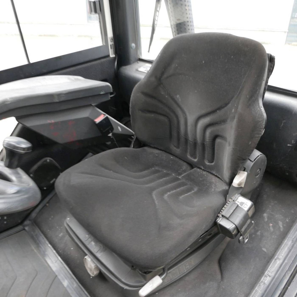 Linde H30D (393) - Diesel forklift: picture 5 Linde H30D (393) - Diesel forklift: picture 5