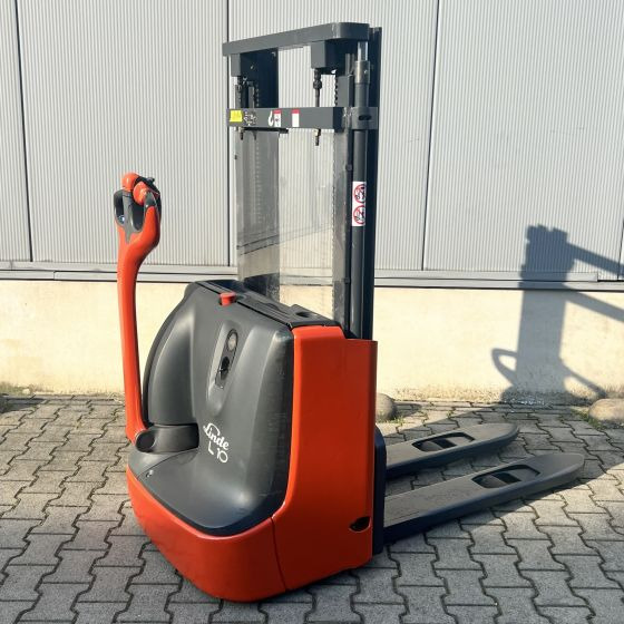Linde L10 (1172) - Stacker: picture 1 Linde L10 (1172) - Stacker: picture 1