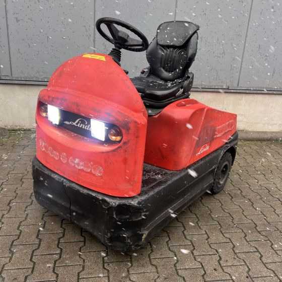 Linde P60Z (126) - Tow tractor: picture 1 Linde P60Z (126) - Tow tractor: picture 1