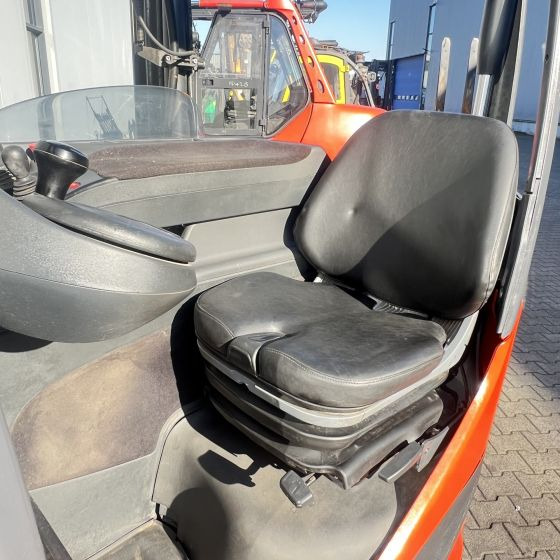 Linde R14G (1120) - Reach truck: picture 2 Linde R14G (1120) - Reach truck: picture 2