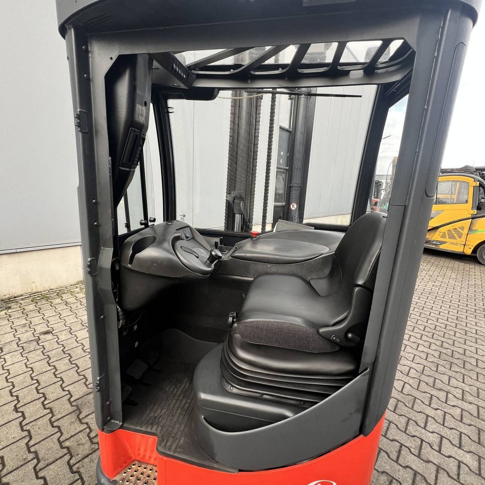 Linde R20G-12 (115) - Reach truck: picture 4 Linde R20G-12 (115) - Reach truck: picture 4