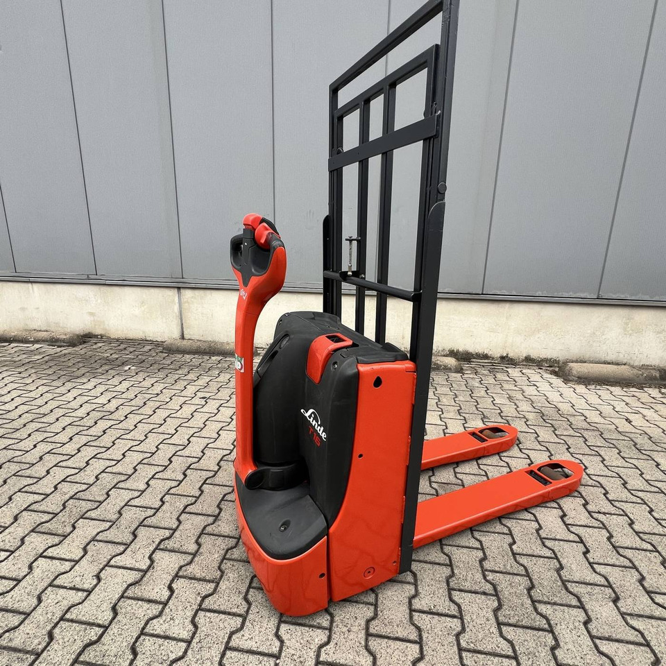 Linde T16 (1152) - Pallet truck: picture 2 Linde T16 (1152) - Pallet truck: picture 2