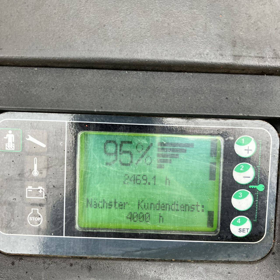 Pallet truck Linde T30AP (131): picture 10 Pallet truck Linde T30AP (131): picture 10