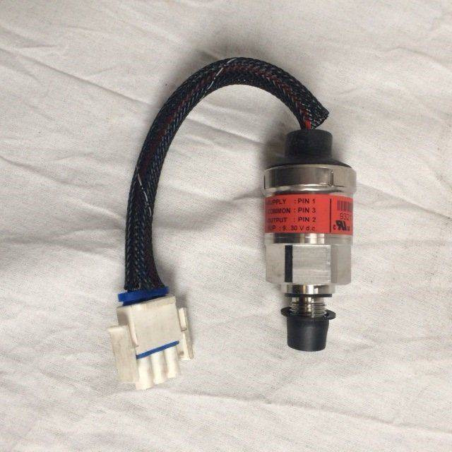 Pressure Sensor for Caterpillar - Sensor for Material handling equipment: picture 1 Pressure Sensor for Caterpillar - Sensor for Material handling equipment: picture 1