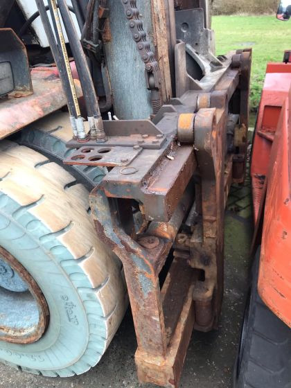 SMV 10-600B - Rough terrain forklift: picture 3 SMV 10-600B - Rough terrain forklift: picture 3