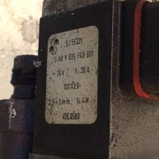 Valve Block for Jungheinrich ERC 12,5 - Hydraulic valve for Material handling equipment: picture 2 Valve Block for Jungheinrich ERC 12,5 - Hydraulic valve for Material handling equipment: picture 2