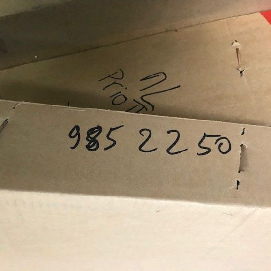 WINDSHIELD GLASS FOR KOMATSU - Windscreen for Material handling equipment: picture 1 WINDSHIELD GLASS FOR KOMATSU - Windscreen for Material handling equipment: picture 1