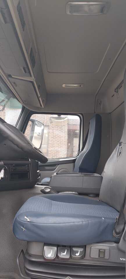 VOLVO FM - Tank truck: picture 5 VOLVO FM - Tank truck: picture 5