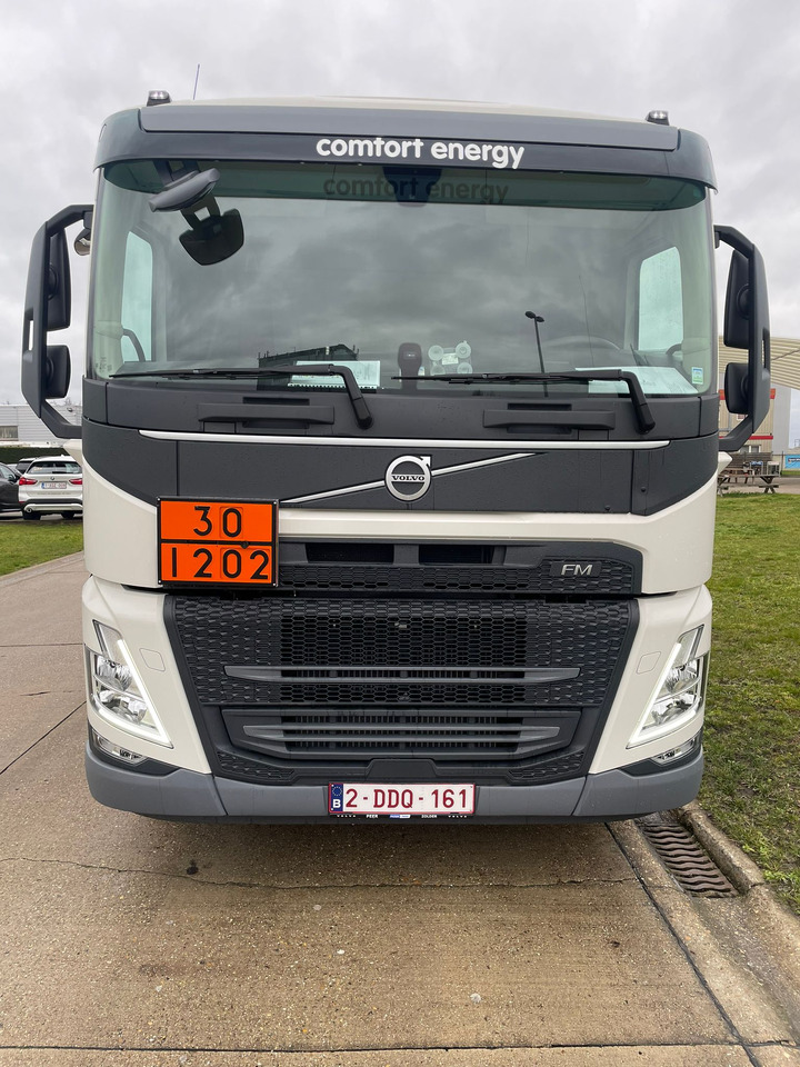 VOLVO FM - Tank truck: picture 3 VOLVO FM - Tank truck: picture 3