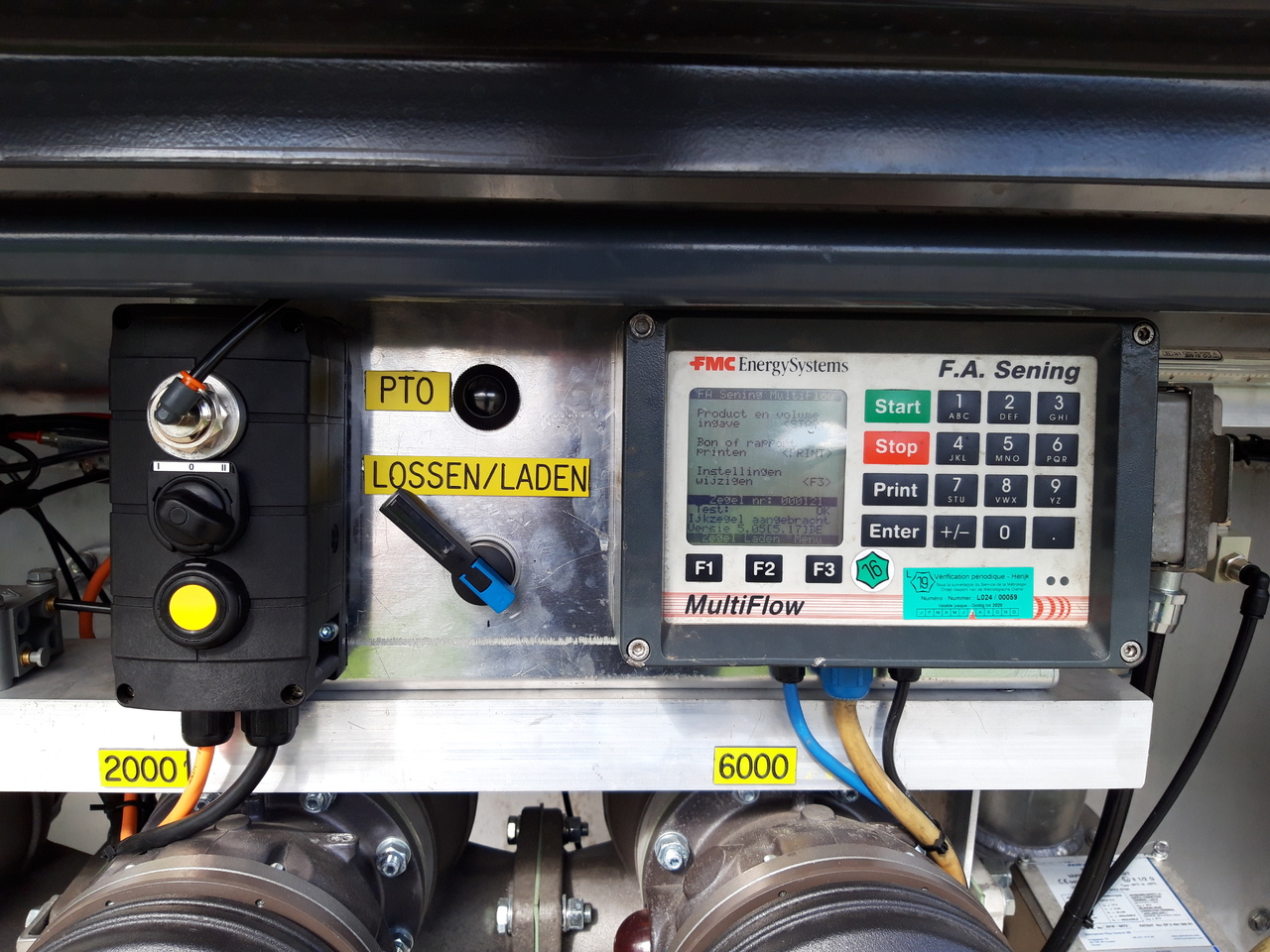 VOLVO FM - Tank truck: picture 4 VOLVO FM - Tank truck: picture 4