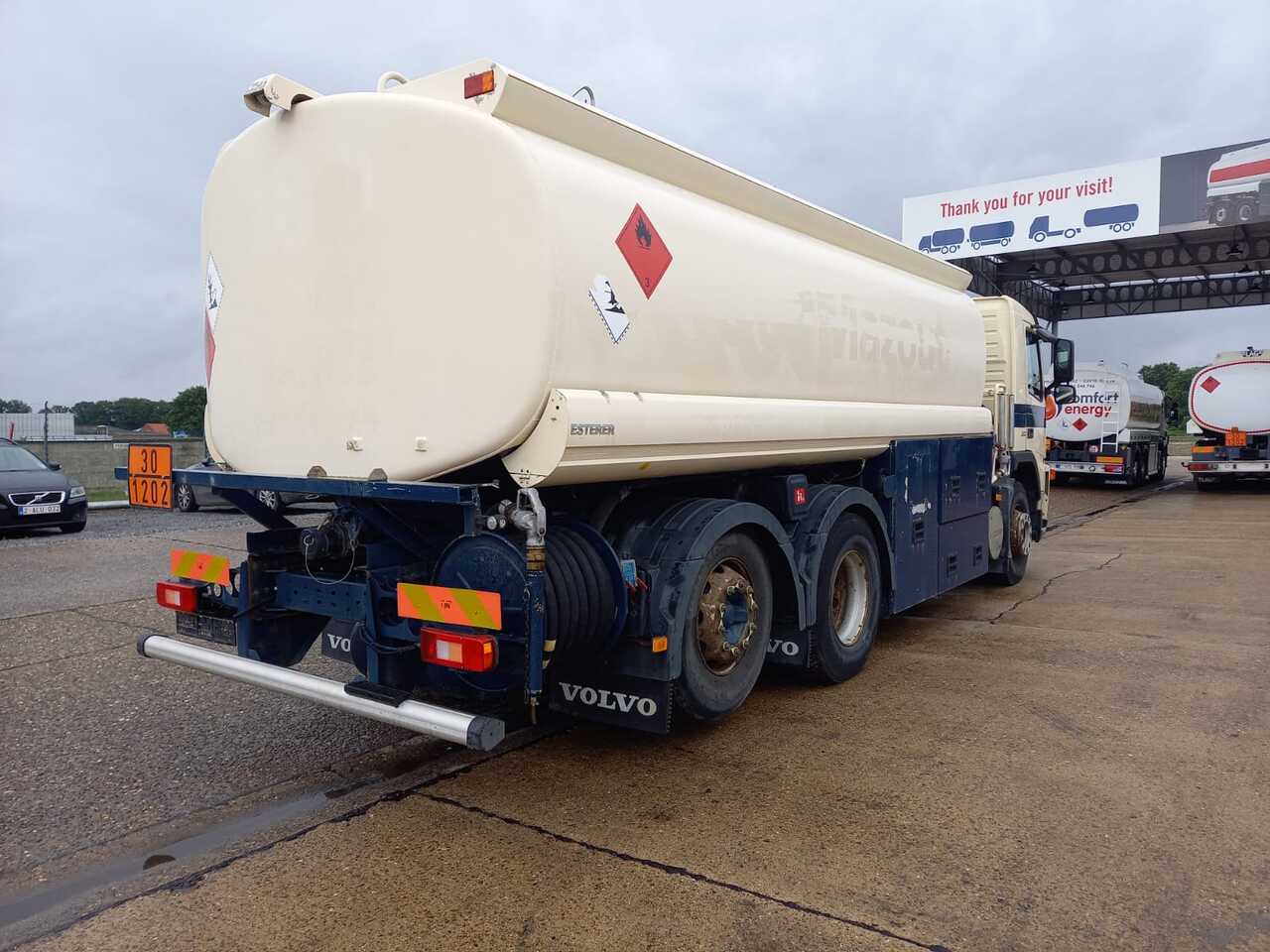 Tank truck Volvo FM: picture 8
