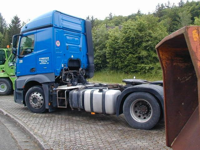 Mercedes-Benz 1843 Actros - Tractor unit: picture 3 Mercedes-Benz 1843 Actros - Tractor unit: picture 3