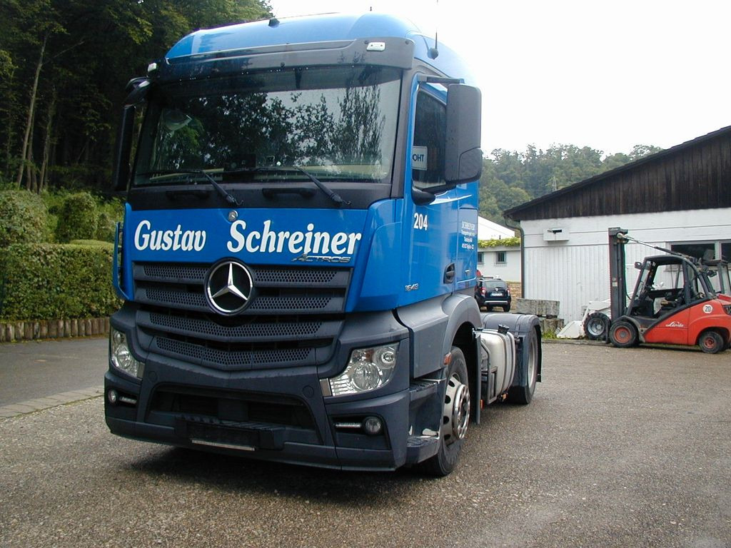 Mercedes-Benz Actros 1843 - Tractor unit: picture 2 Mercedes-Benz Actros 1843 - Tractor unit: picture 2
