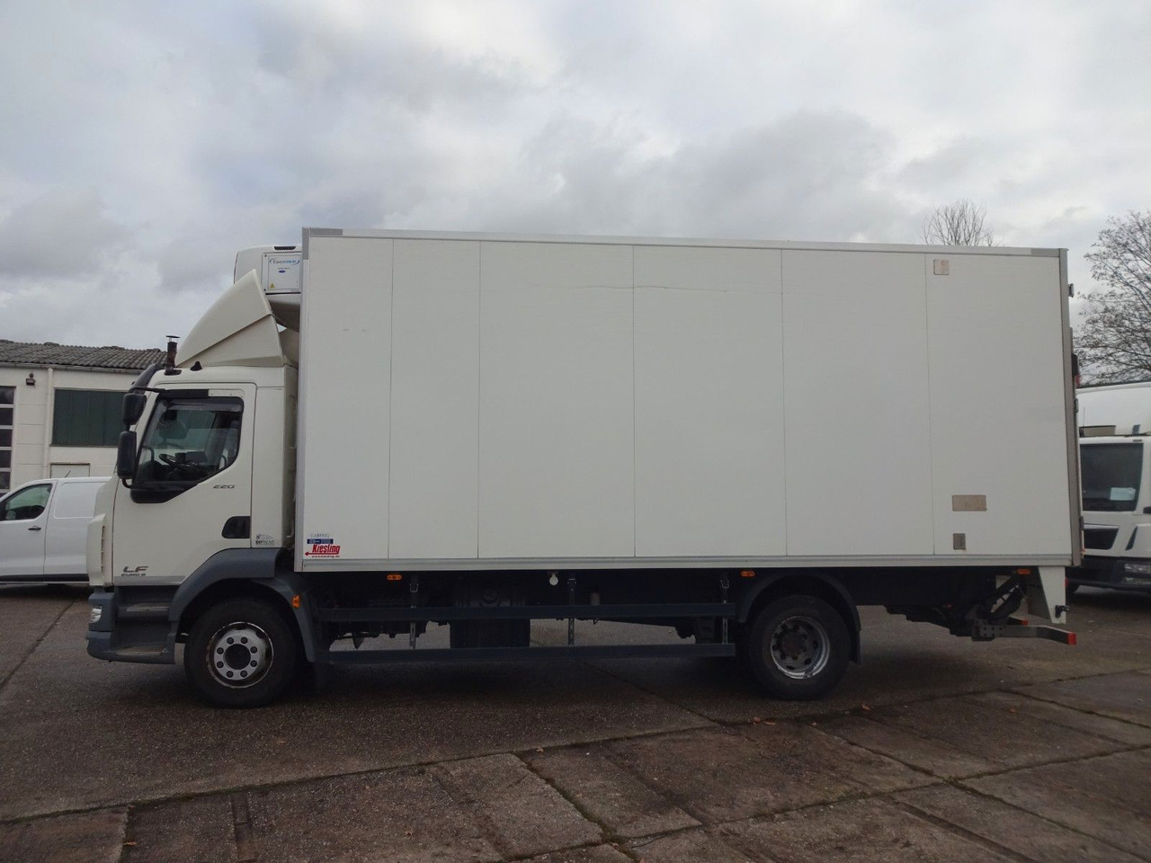 DAF LF 220, 16 T, LBW, Türen, Klima, Automat, Kamera - Box truck: picture 4 DAF LF 220, 16 T, LBW, Türen, Klima, Automat, Kamera - Box truck: picture 4