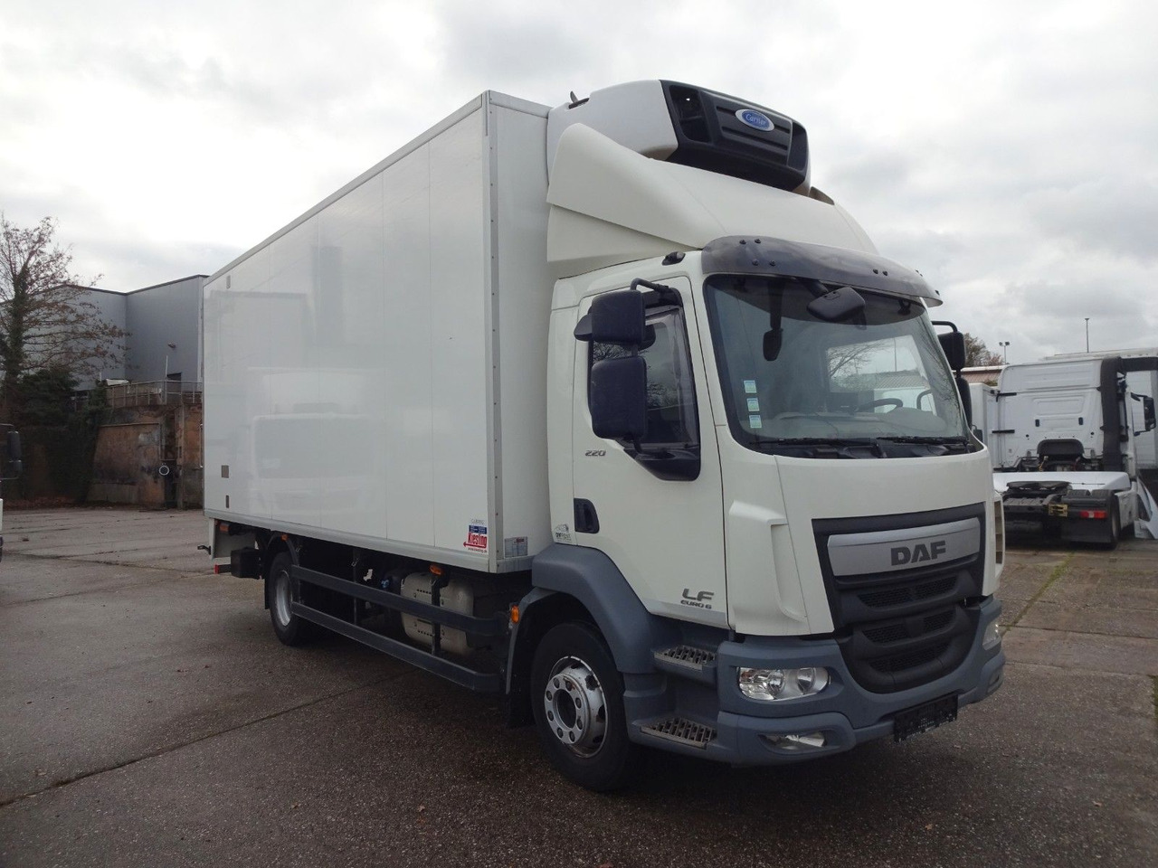 DAF LF 220, 16 T, LBW, Türen, Klima, Automat, Kamera - Refrigerator truck: picture 1 DAF LF 220, 16 T, LBW, Türen, Klima, Automat, Kamera - Refrigerator truck: picture 1
