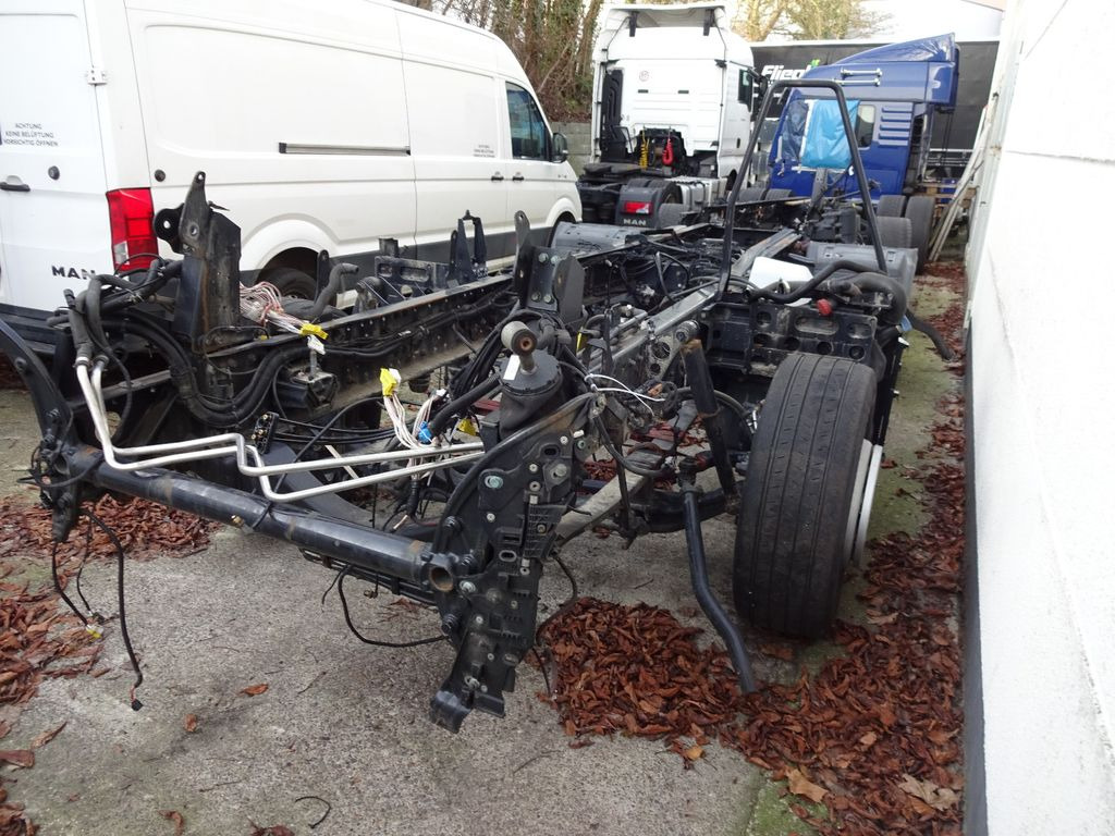 MAN TGX , Chassi mit Hinterachse, Bj-2016 - Frame/ Chassis for Truck: picture 4 MAN TGX , Chassi mit Hinterachse, Bj-2016 - Frame/ Chassis for Truck: picture 4