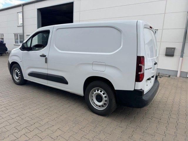 Peugeot Partner Premium Elektro L2H1, 100 kW - Passenger van, Electric van: picture 4 Peugeot Partner Premium Elektro L2H1, 100 kW - Passenger van, Electric van: picture 4