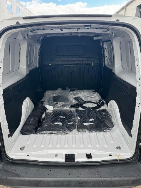 Peugeot Partner Premium Elektro L2H1, 100 kW - Passenger van, Electric van: picture 5 Peugeot Partner Premium Elektro L2H1, 100 kW - Passenger van, Electric van: picture 5